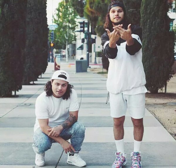 DVBBS